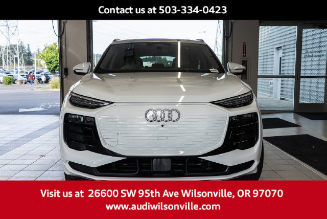 Used 2025 Audi Q6 e-tron Premium Plus w/ Premium Plus AWD/4WD image 2