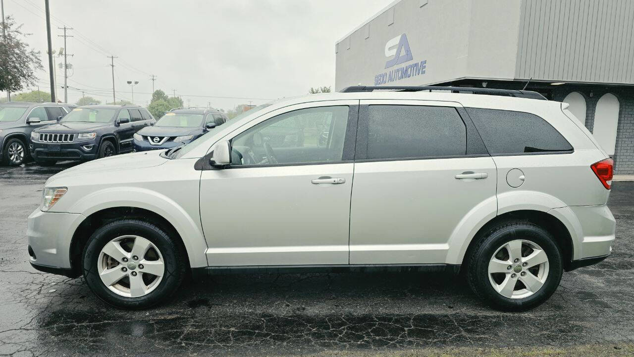 Used 2012 Dodge Journey SXT w/ Popular Equipment Group FWD image 3
