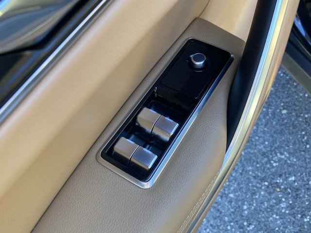 Used 2023 Jaguar F-PACE S image 13