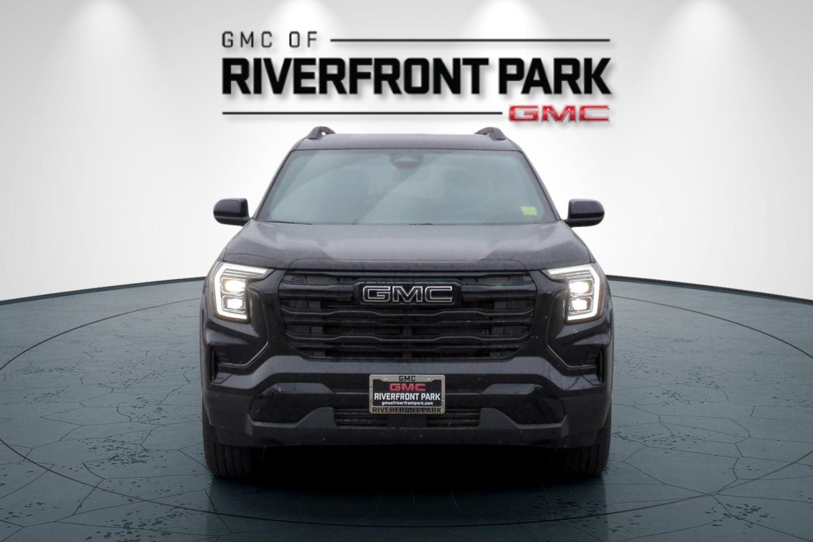 New 2026 GMC Terrain Elevation w/ Elevation Premium Package AWD/4WD image 8
