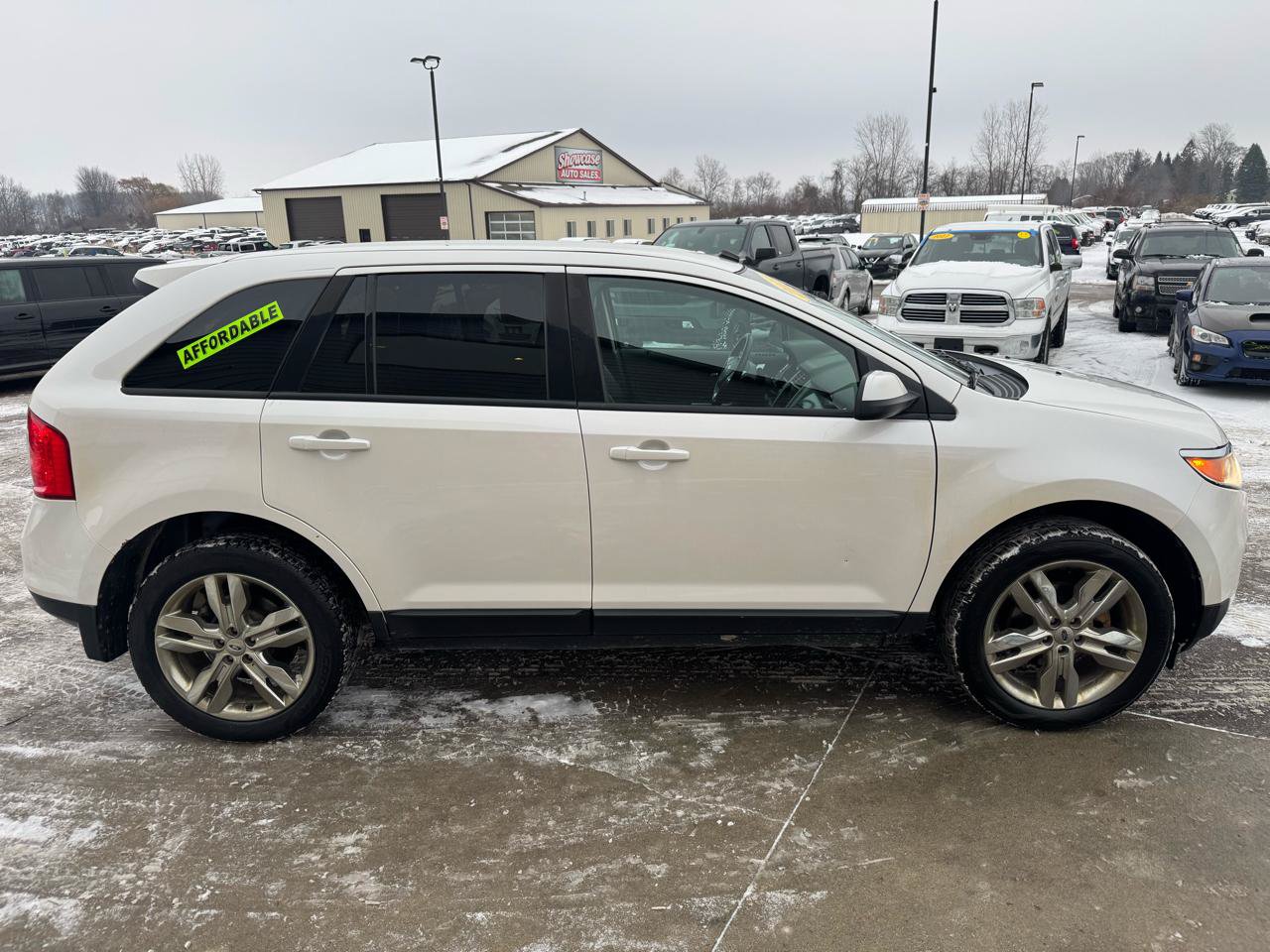 Used 2013 Ford Edge SEL FWD image 4