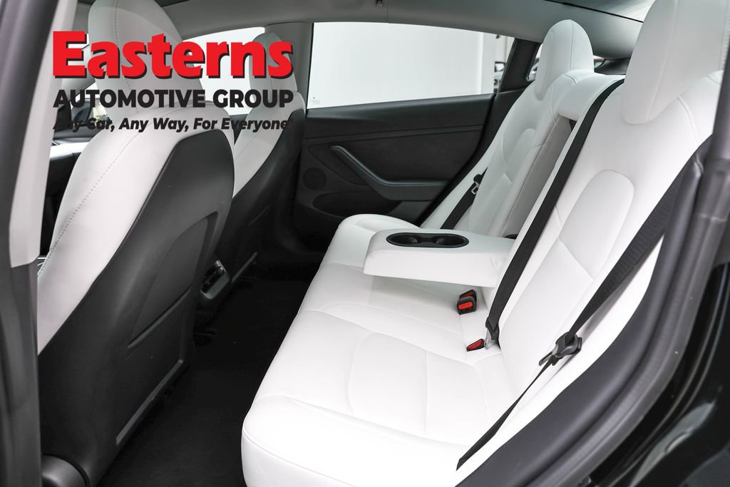 Used 2023 Tesla Model 3 Standard Range image 19