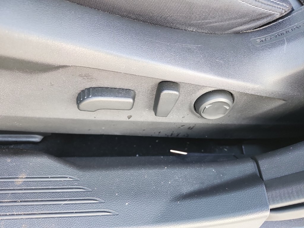 Used 2024 Subaru Outback Premium image 17