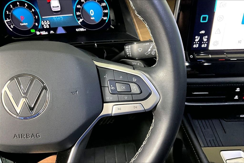 Used 2025 Volkswagen Atlas SE image 15