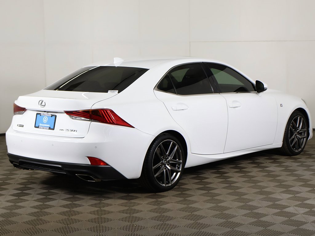 Used 2019 Lexus IS 300 F Sport image 12