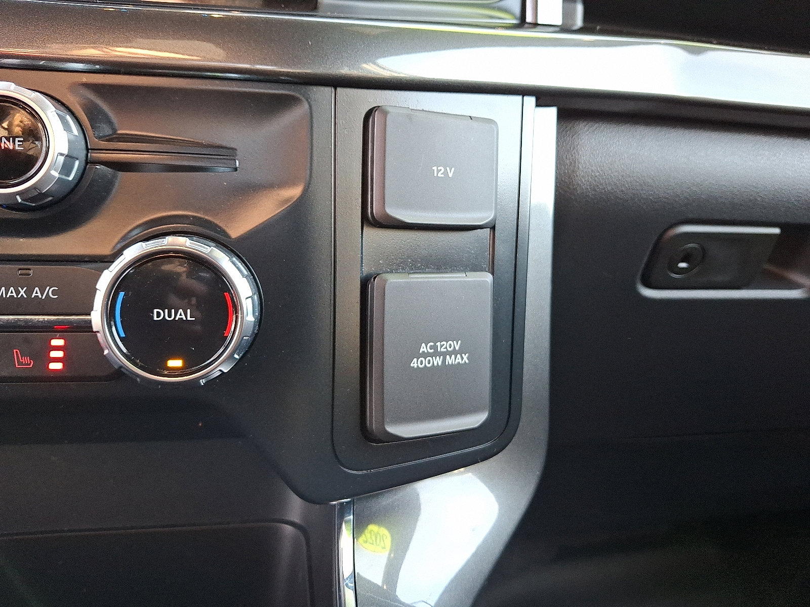 Certified 2022 Ford F150 XLT w/ Equipment Group 302A High image 23