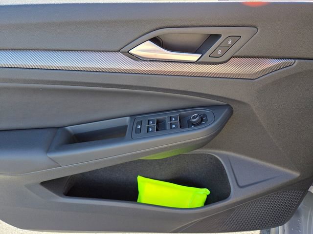 New 2025 Volkswagen GTI SE FWD image 10