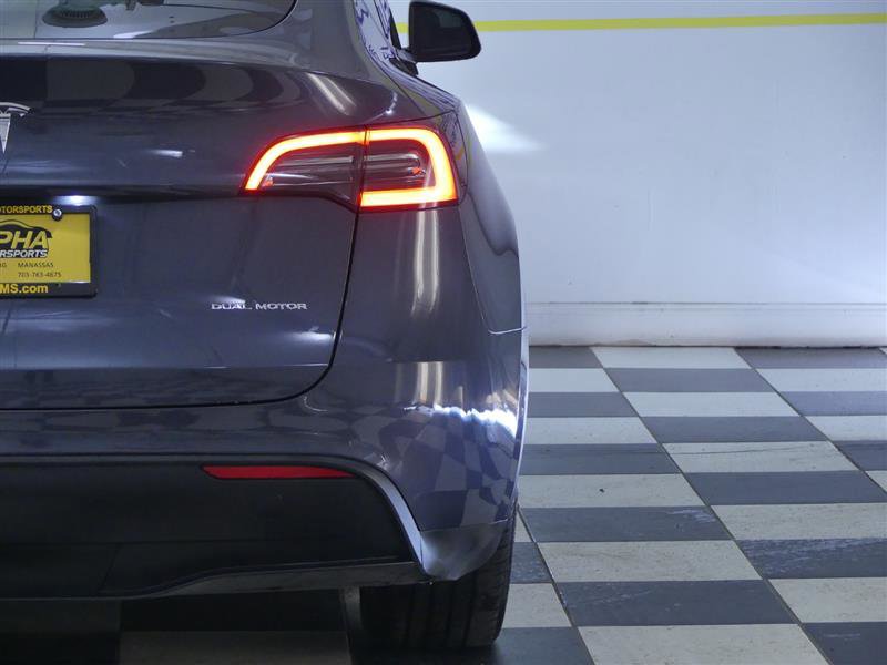 Used 2023 Tesla Model Y Long Range AWD/4WD image 29