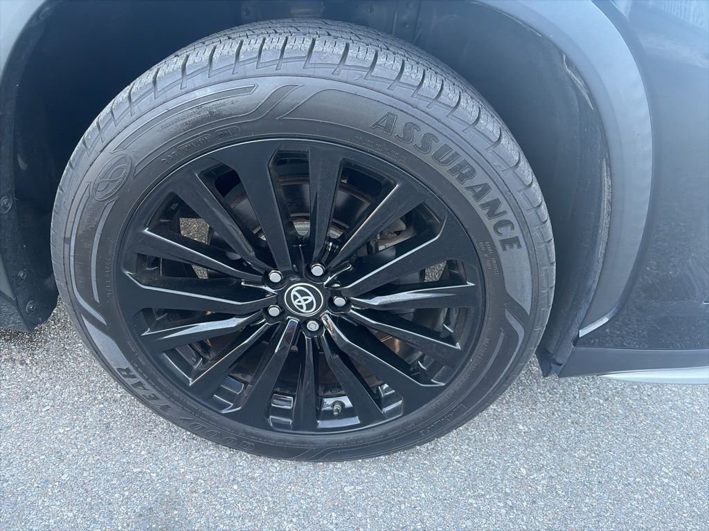 Used 2021 Toyota Highlander XSE image 9