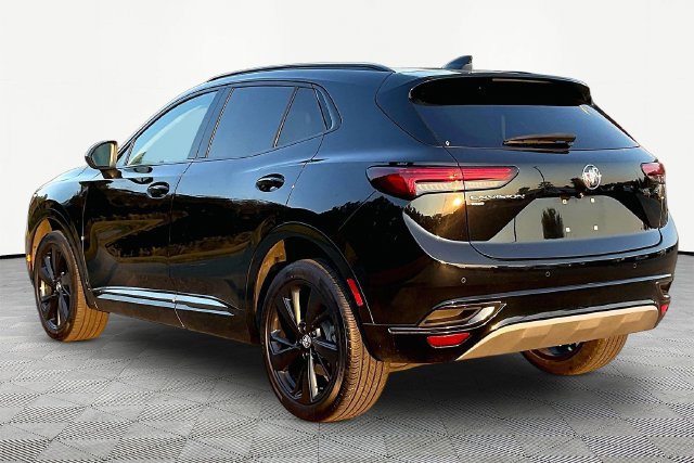Used 2023 Buick Envision Essence w/ Sport Touring Package AWD/4WD image 3