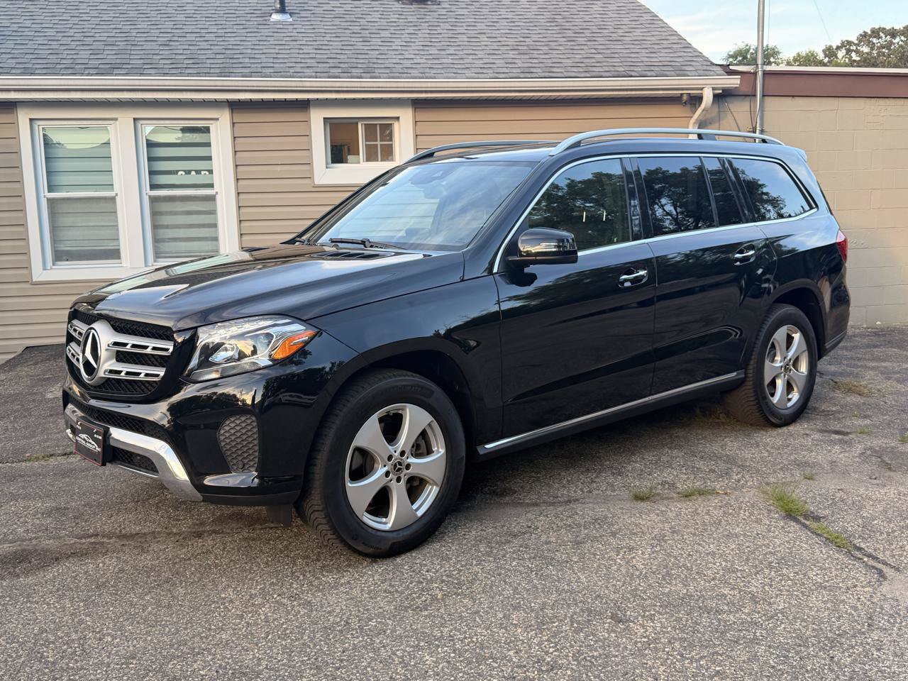 Used 2017 Mercedes-Benz GLS 450 4MATIC w/ Premium Package image 2