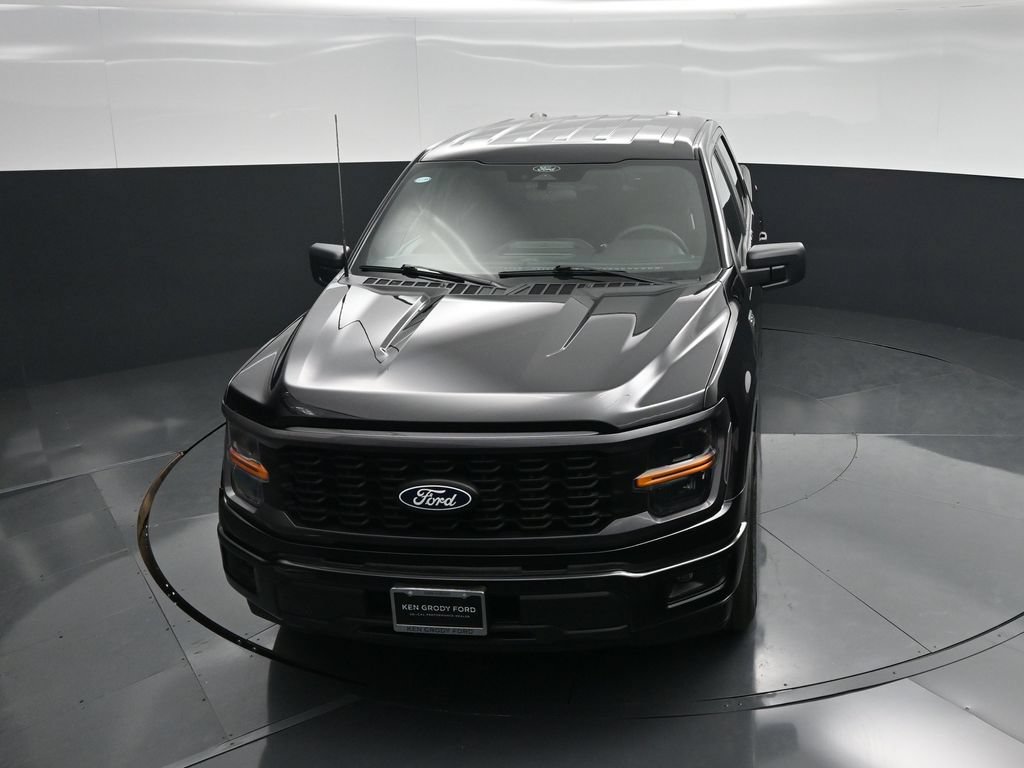 Certified 2025 Ford F150 STX w/ Equipment Group 200A RWD image 33