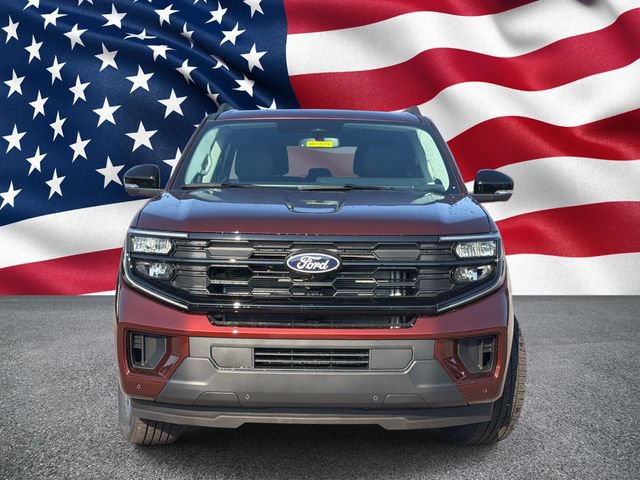 New 2027 Ford Expedition Active RWD image 3
