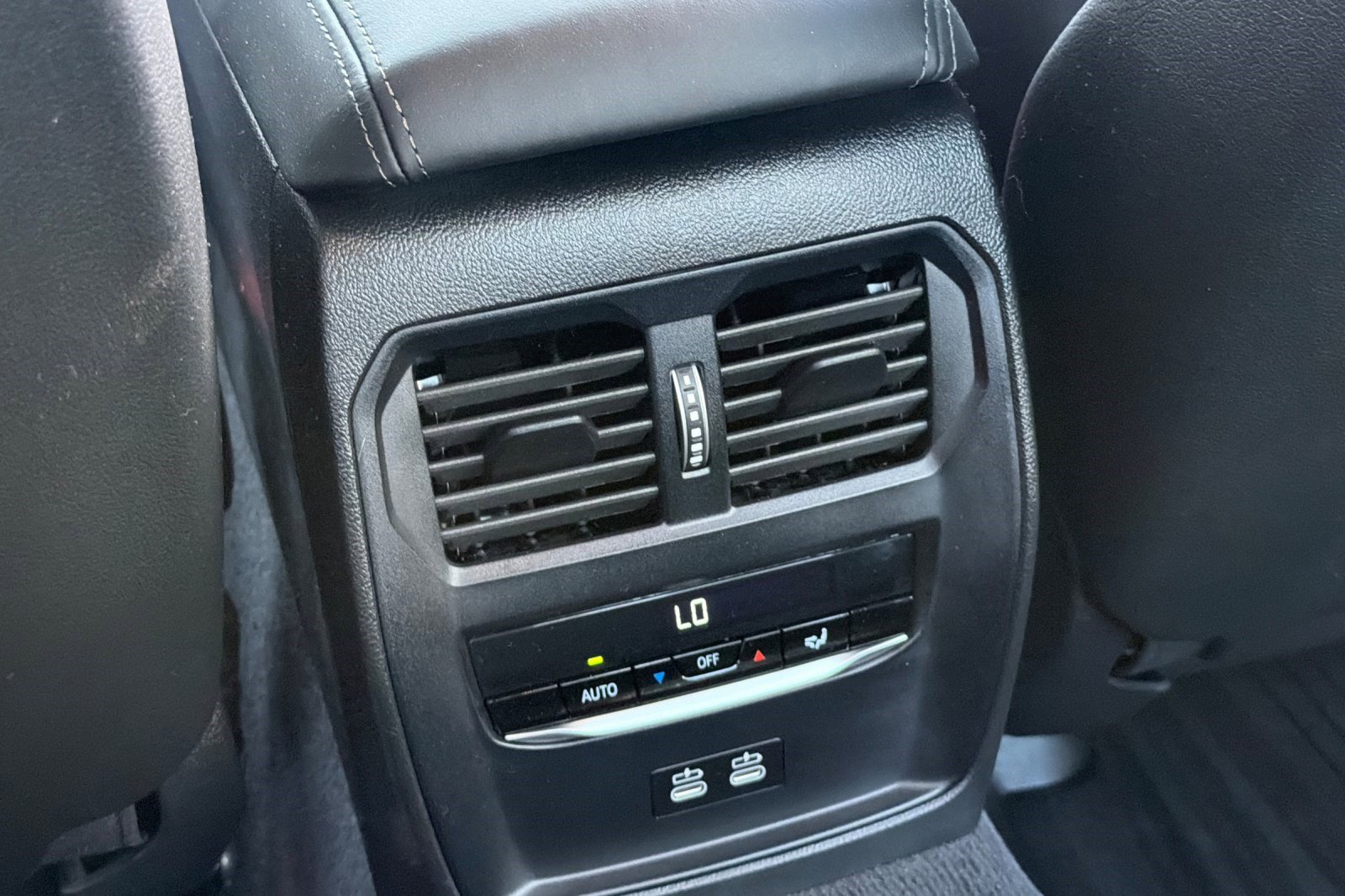 Used 2025 BMW M3 Competition w/ M Carbon Exterior Package image 16