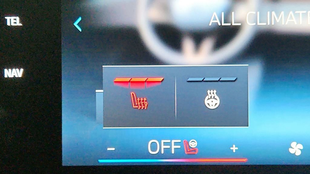 Used 2025 BMW X1 xDrive28i w/ Convenience Package image 23