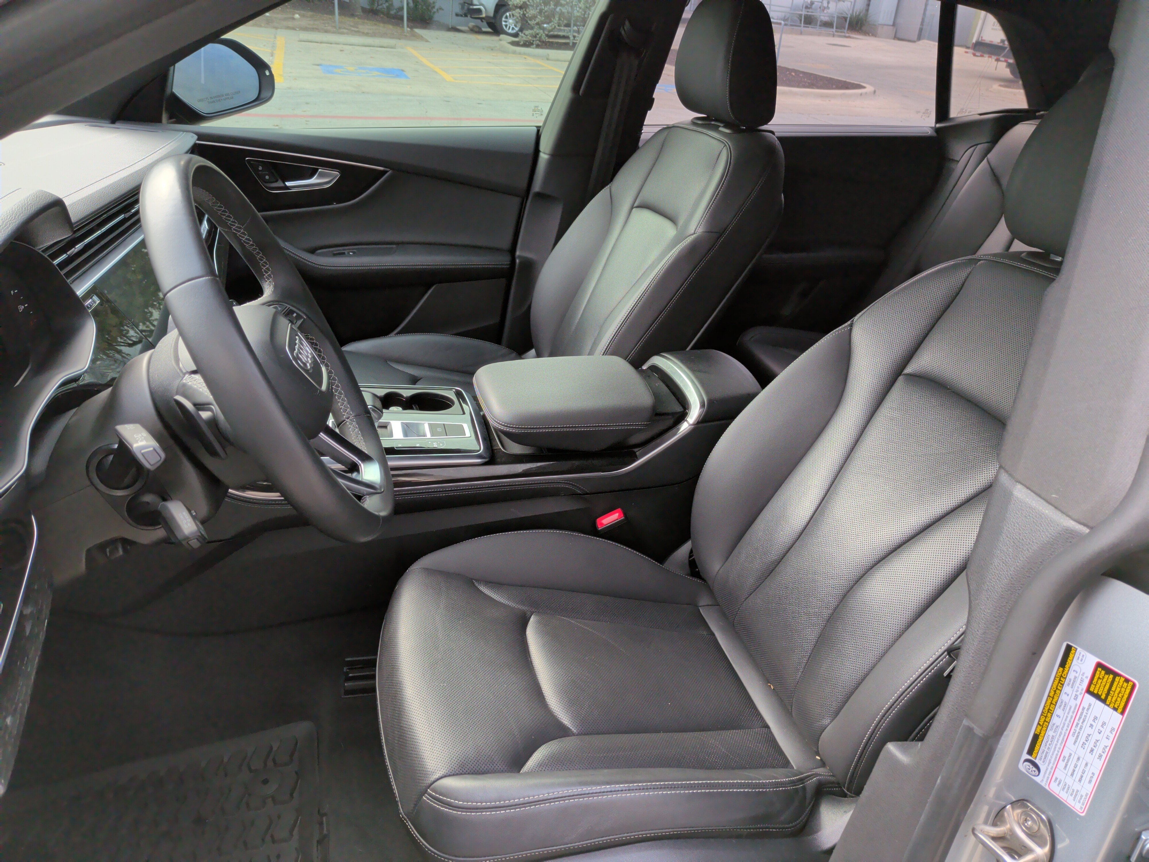 Used 2023 Audi Q8 Premium Plus w/ Premium Plus Package image 17