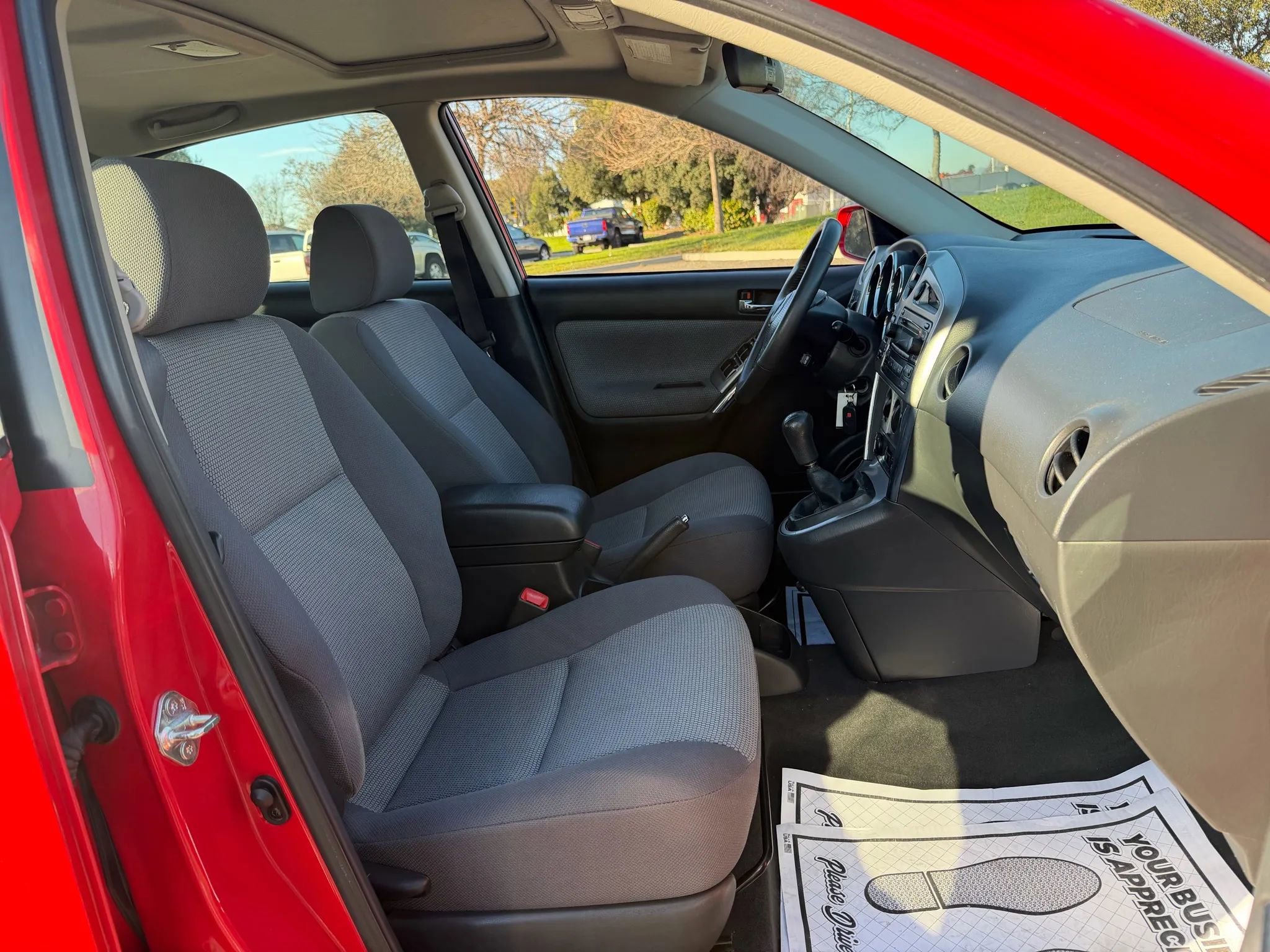 Used 2006 Toyota Matrix XR image 12