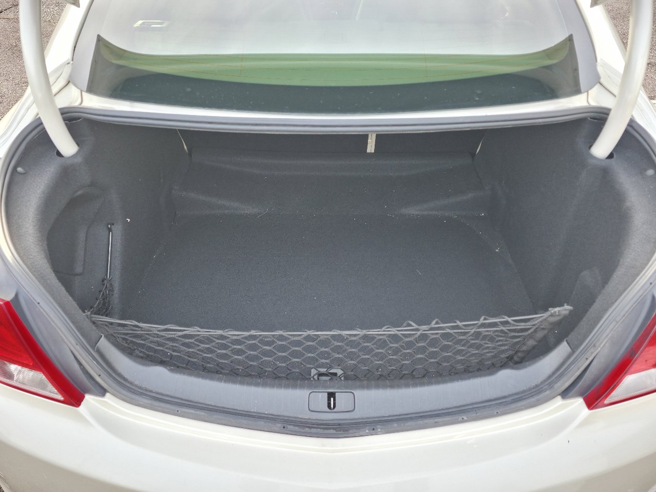 Used 2012 Buick Regal Premium image 17