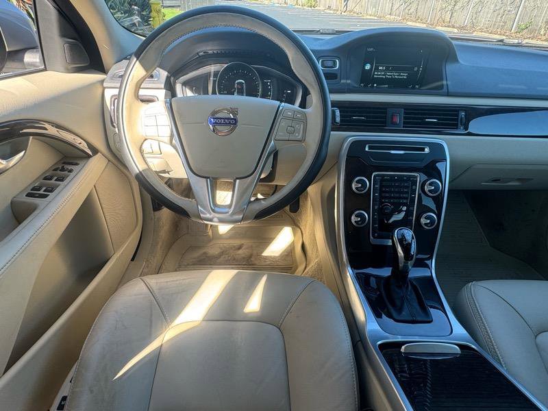 Used 2015 Volvo XC70 T5 Premier w/ Convenience Package image 9