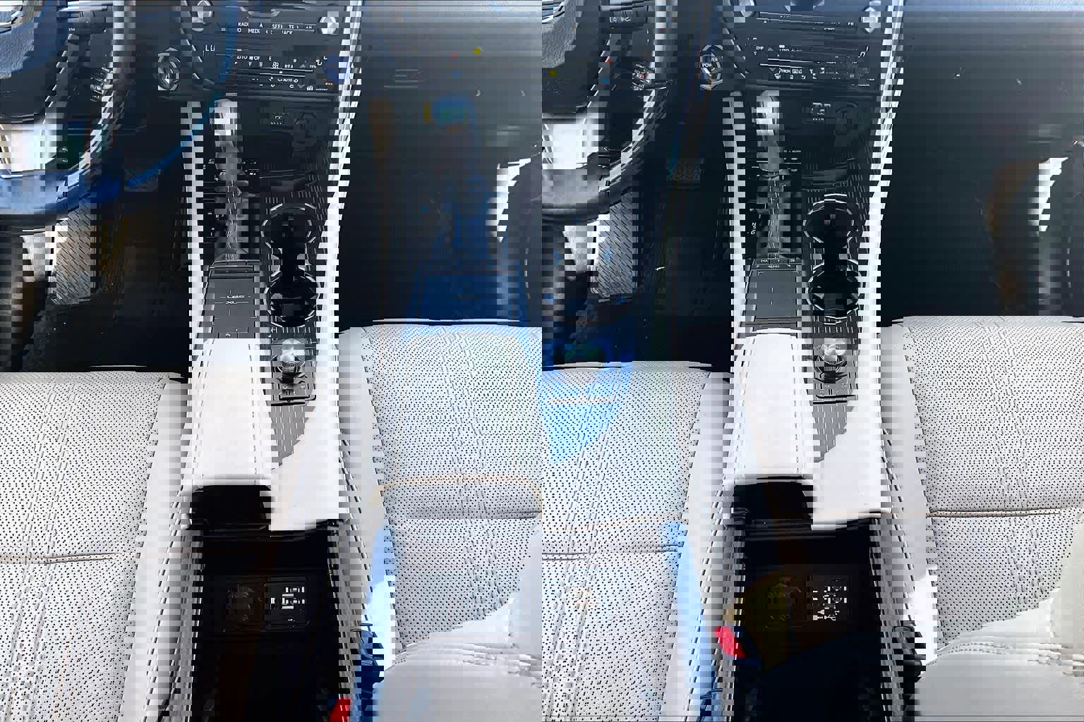 Used 2022 Lexus RX 450hL Luxury w/ Cold Area Package (CT) image 67