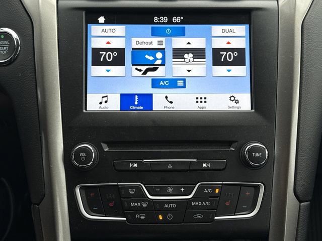 Used 2017 Ford Fusion SE w/ Fusion SE Technology Package FWD image 31