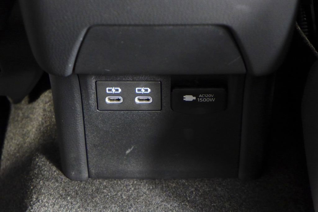 Used 2024 Toyota Prius Prime SE image 24