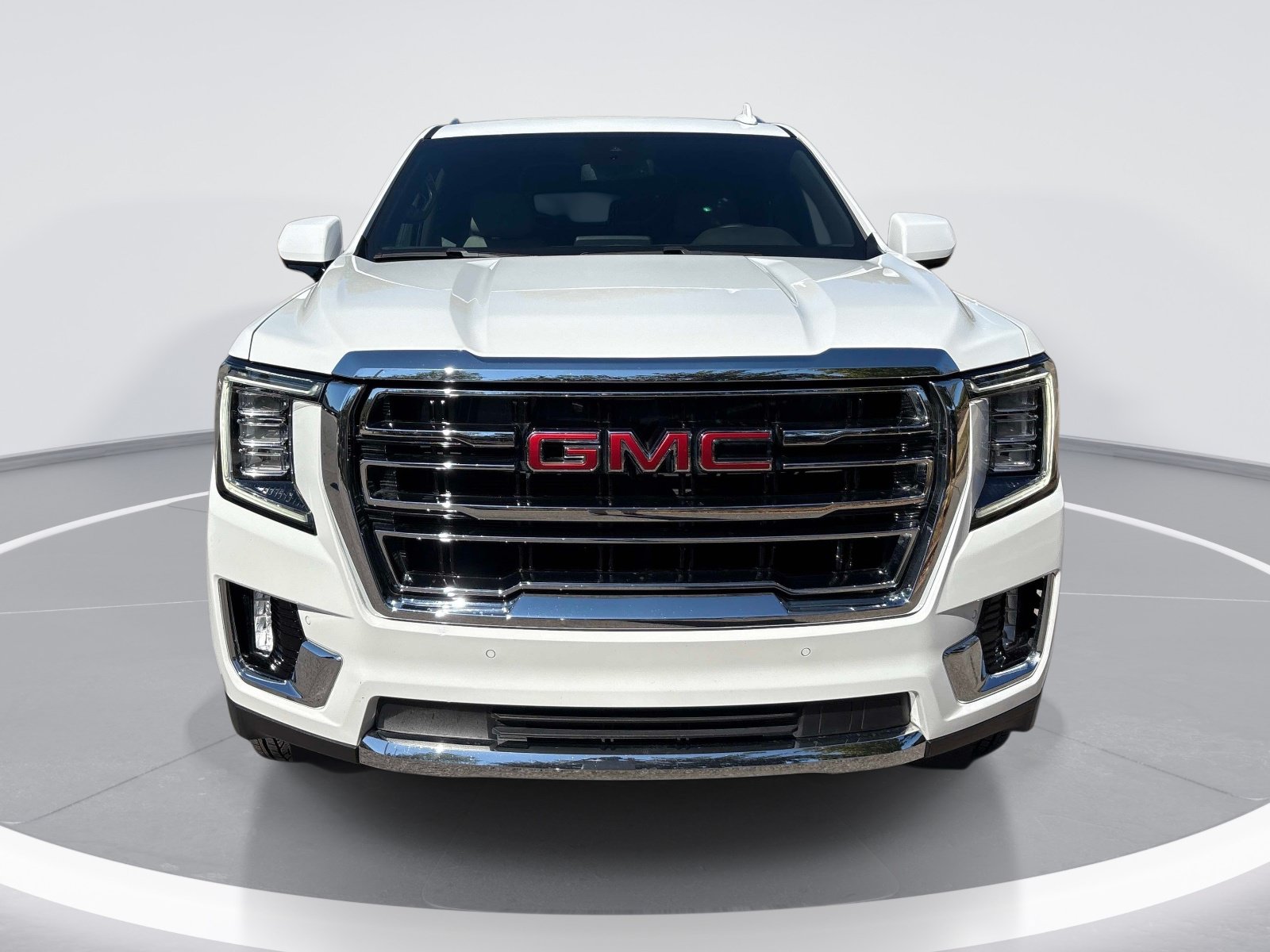 Used 2024 GMC Yukon SLT w/ Max Trailering Package AWD/4WD image 2