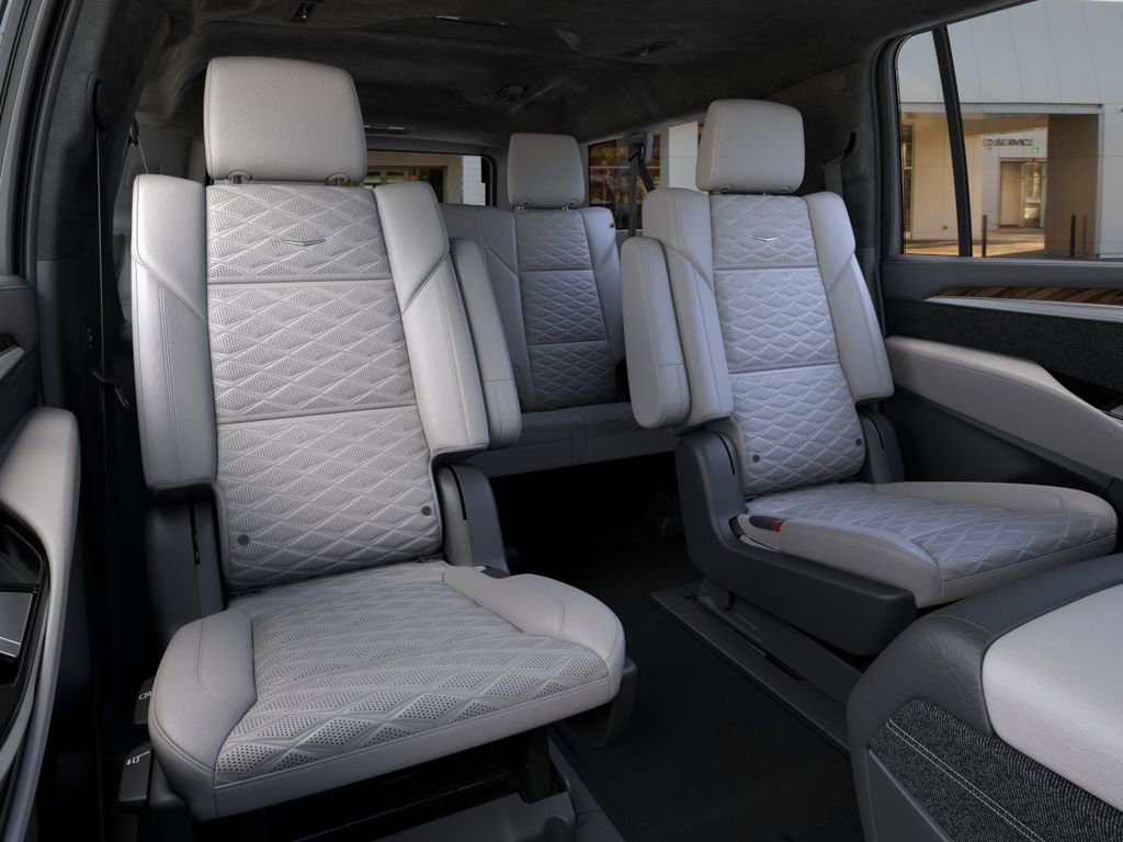 New 2026 Cadillac Escalade ESV Platinum Sport AWD/4WD image 17