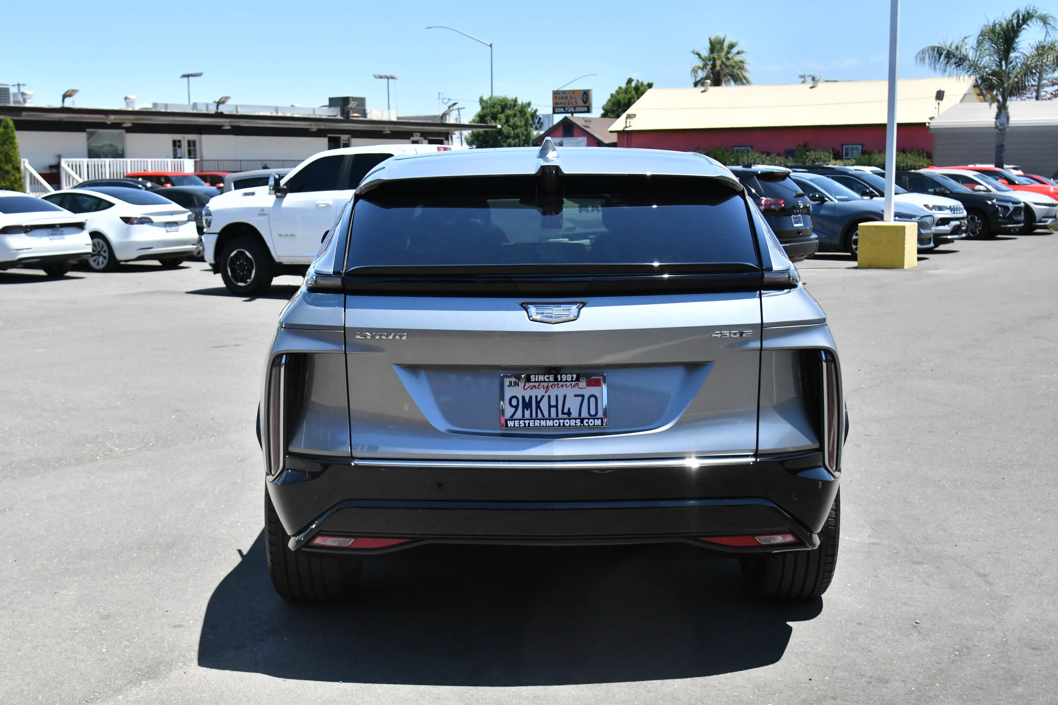 Used 2024 Cadillac Lyriq Tech w/ Driver Assist Package RWD image 7