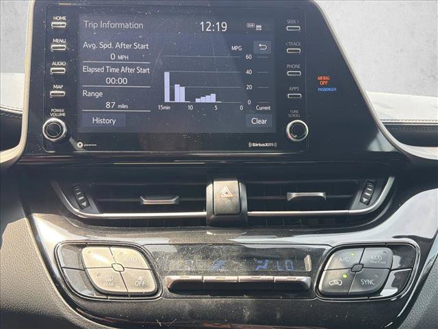 Used 2020 Toyota C-HR LE FWD image 19