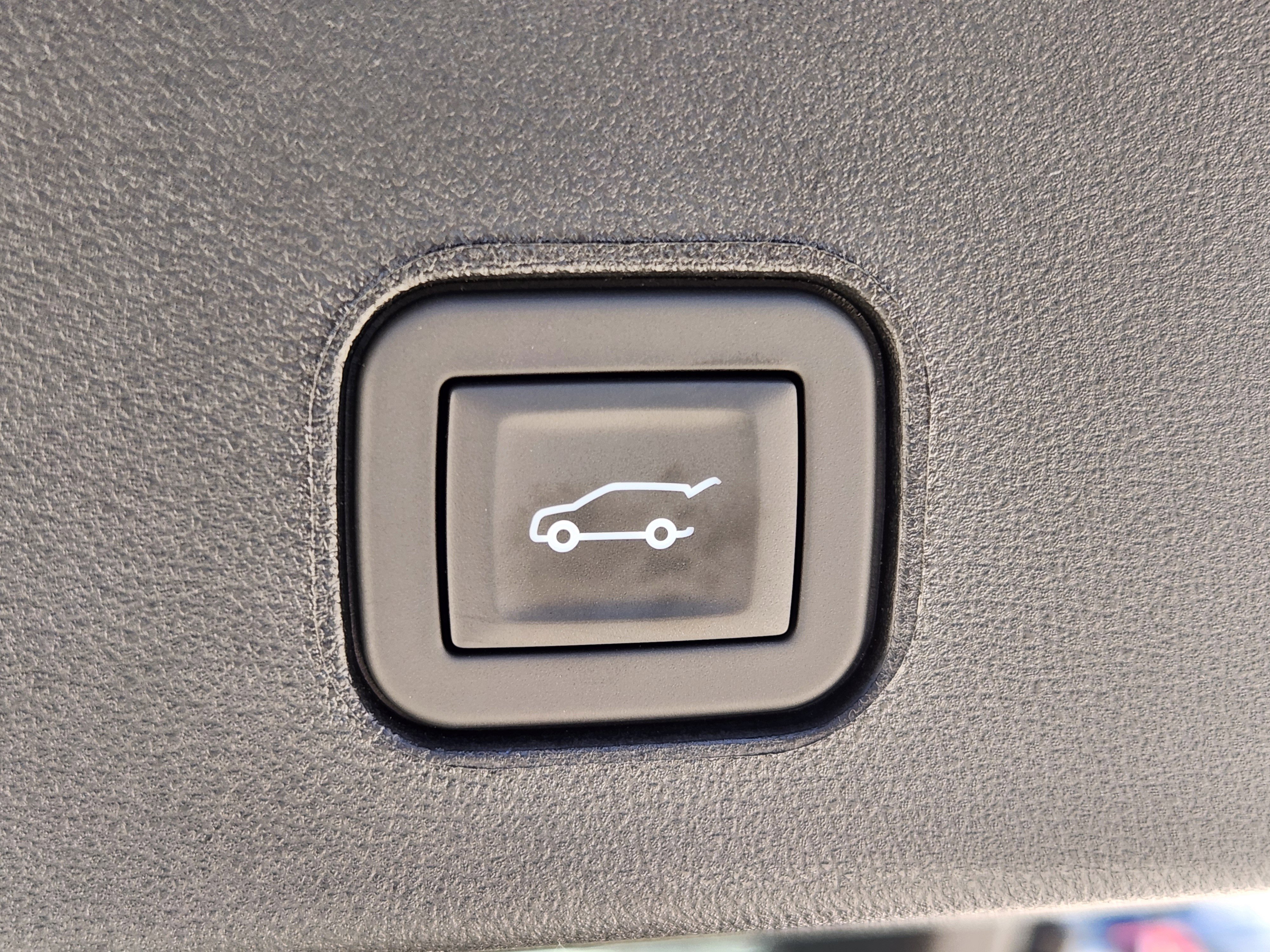 New 2026 Cadillac Lyriq V w/ Exterior Carbon Fiber Package image 13