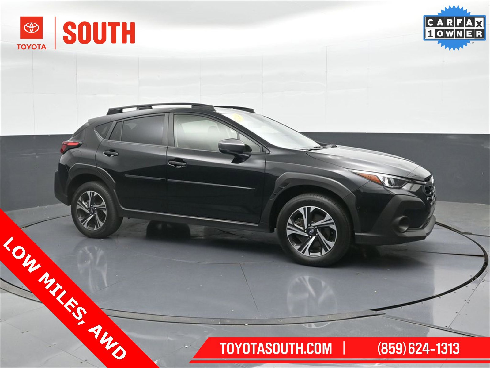 Used 2024 Subaru Crosstrek 2.0i Premium image 1