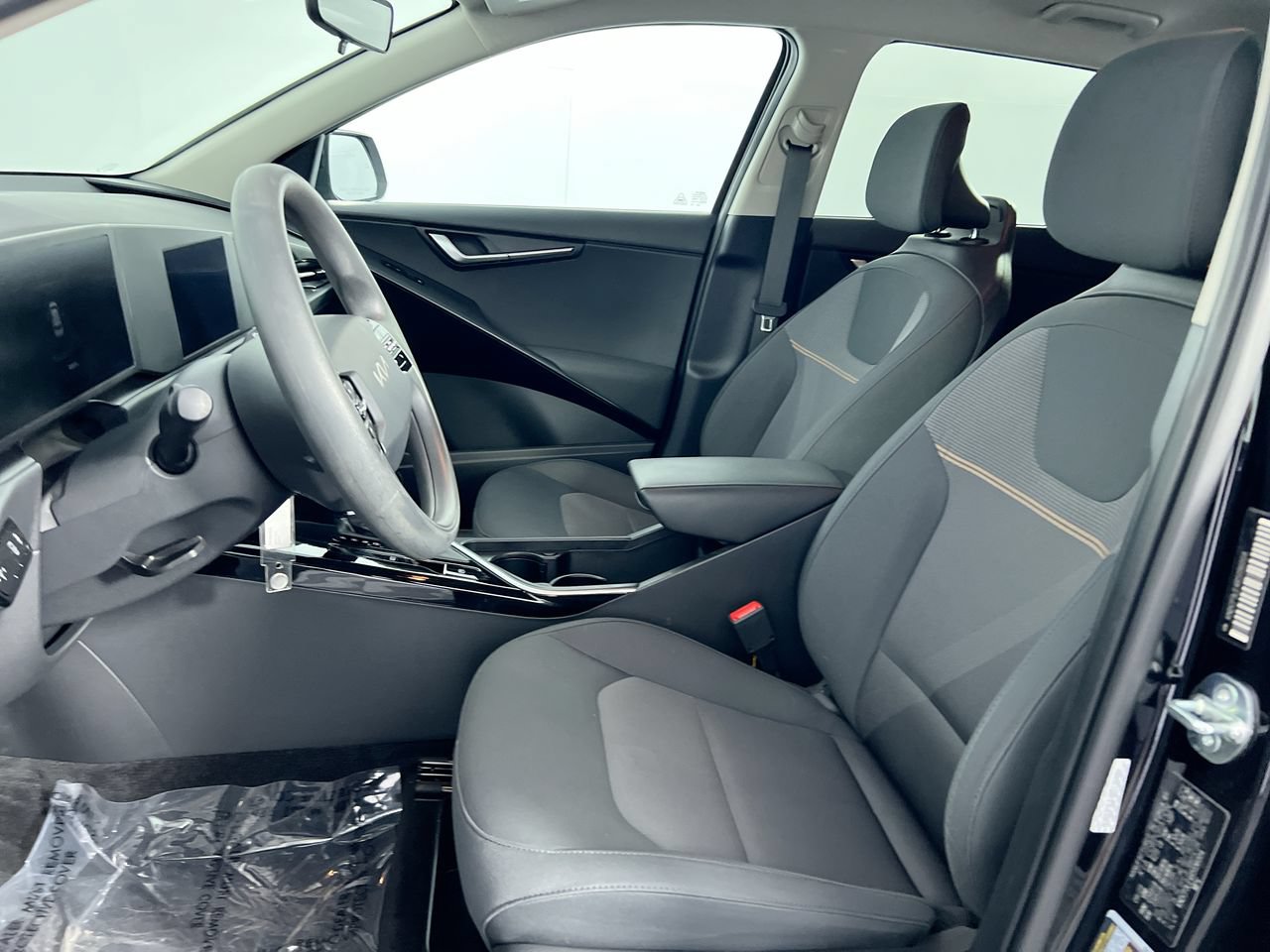 Certified 2023 Kia Niro LX FWD image 12