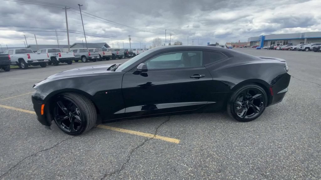 Certified 2024 Chevrolet Camaro LT w/ RS Package RWD image 5