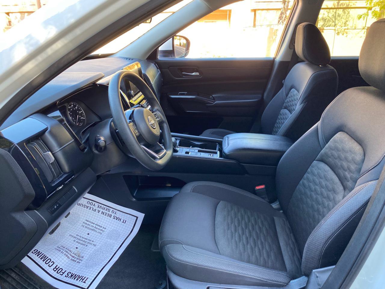 Used 2022 Nissan Pathfinder S FWD image 27
