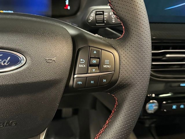 Used 2025 Ford Escape ST-Line w/ Tech Pack #1 image 18