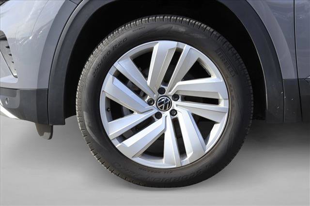 Used 2021 Volkswagen Atlas Cross Sport SE AWD/4WD image 9