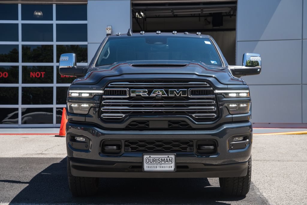 New 2026 RAM 2500 Laramie AWD/4WD image 2