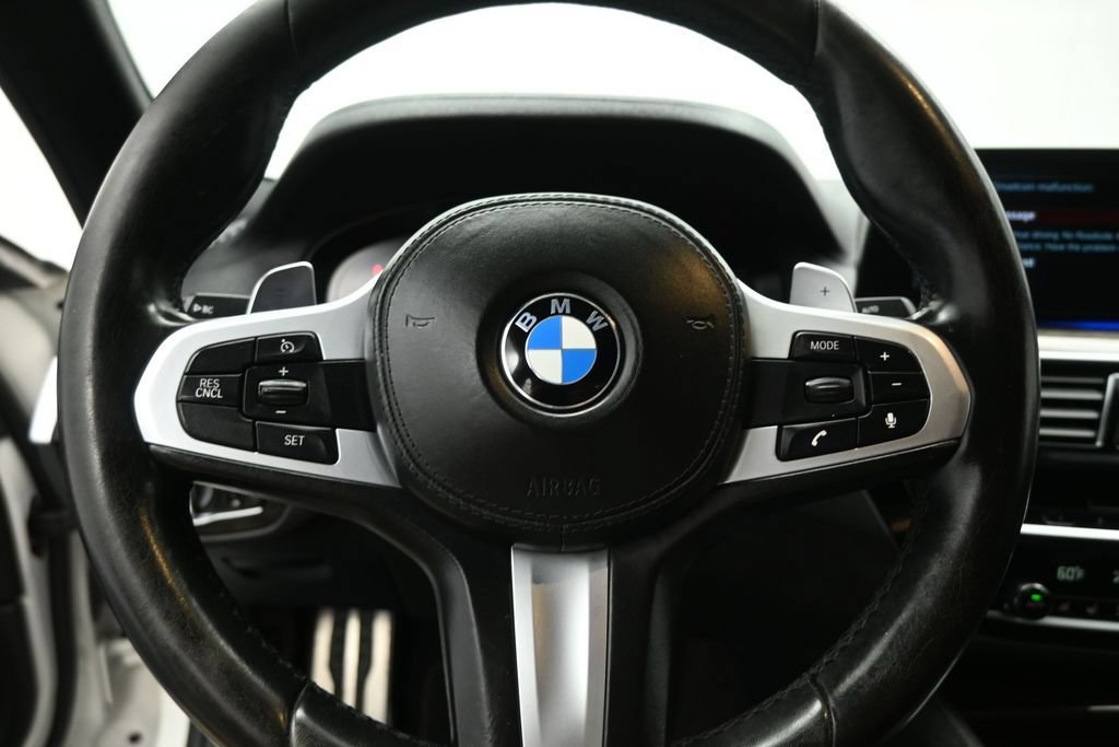 Used 2018 BMW M550i xDrive AWD/4WD image 10