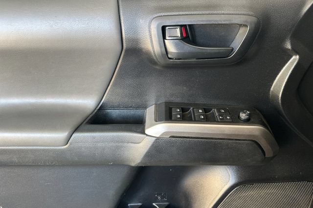 Certified 2022 Toyota Tacoma SR5 RWD image 14