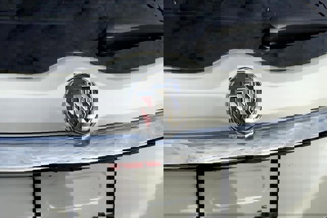 Used 2023 Buick Enclave Avenir w/ Avenir Technology Package image 32