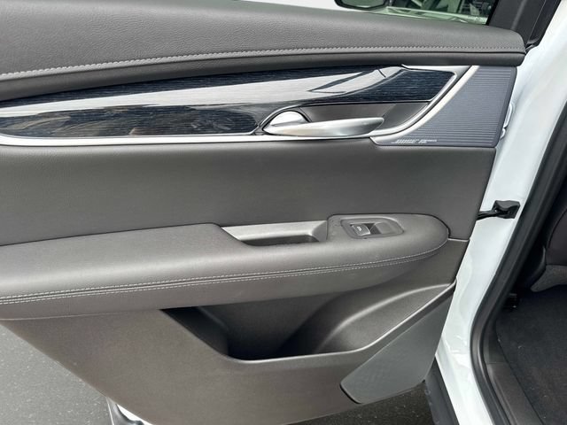 New 2026 Cadillac XT5 Premium Luxury w/ Driver Assist Package AWD/4WD image 9