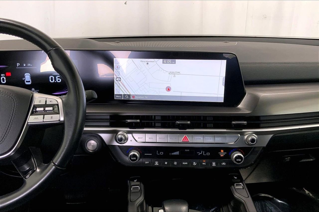 Used 2025 Kia Telluride S FWD image 5