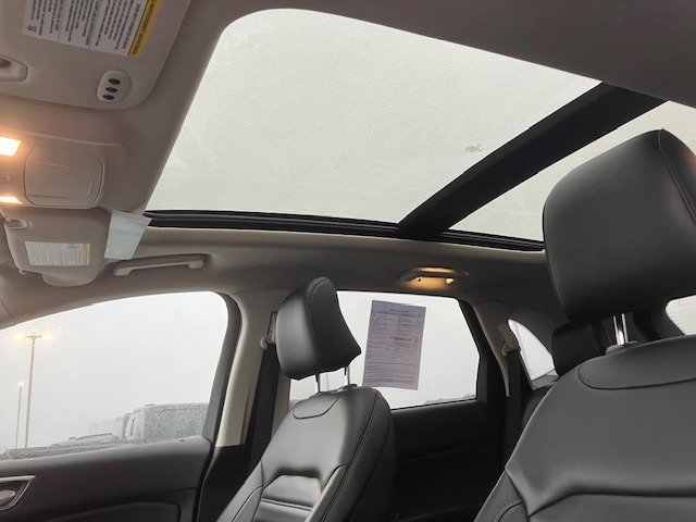 Used 2023 Ford Edge SEL w/ Convenience Package image 8