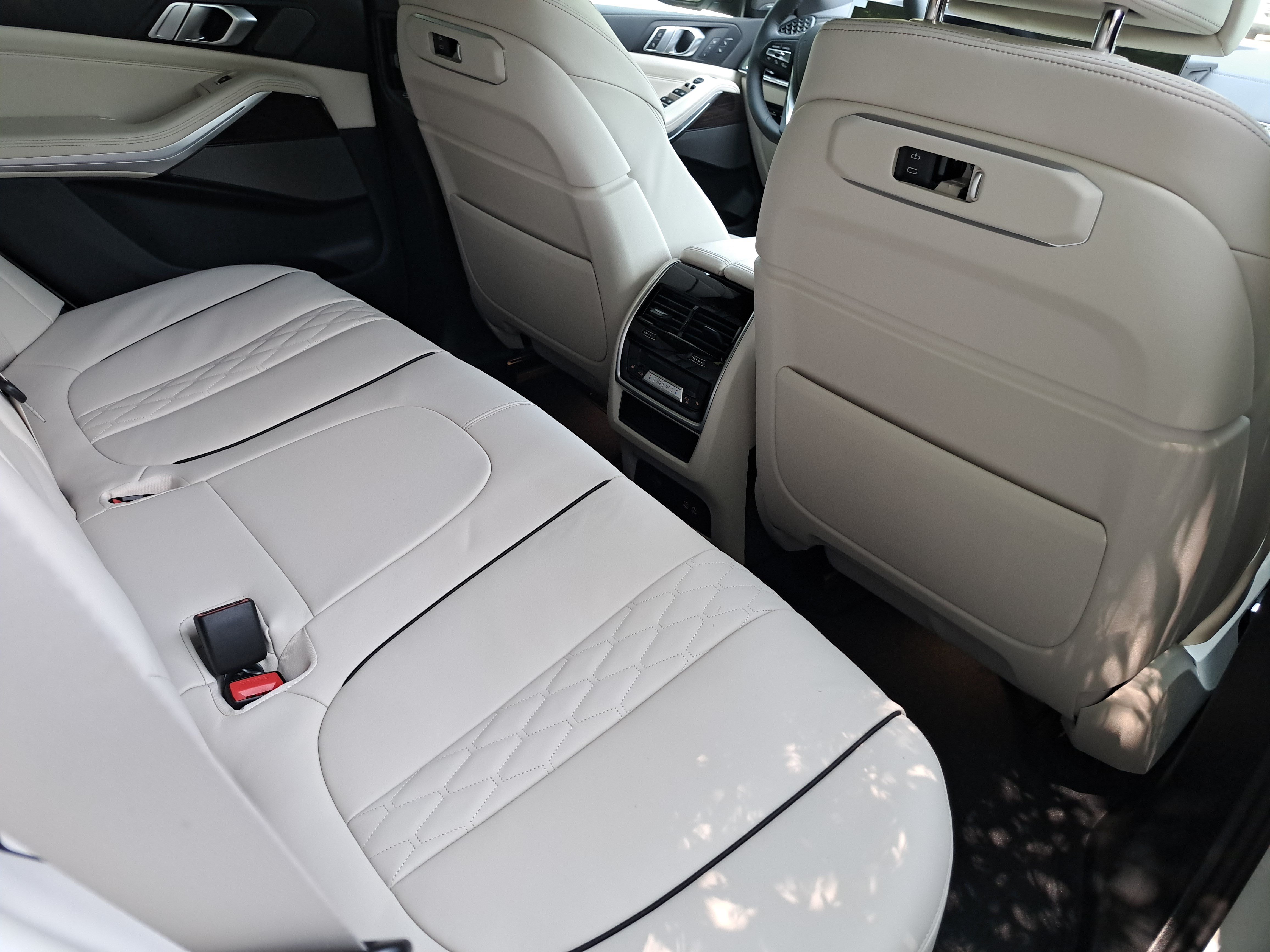 New 2026 BMW X5 M60i AWD/4WD image 11