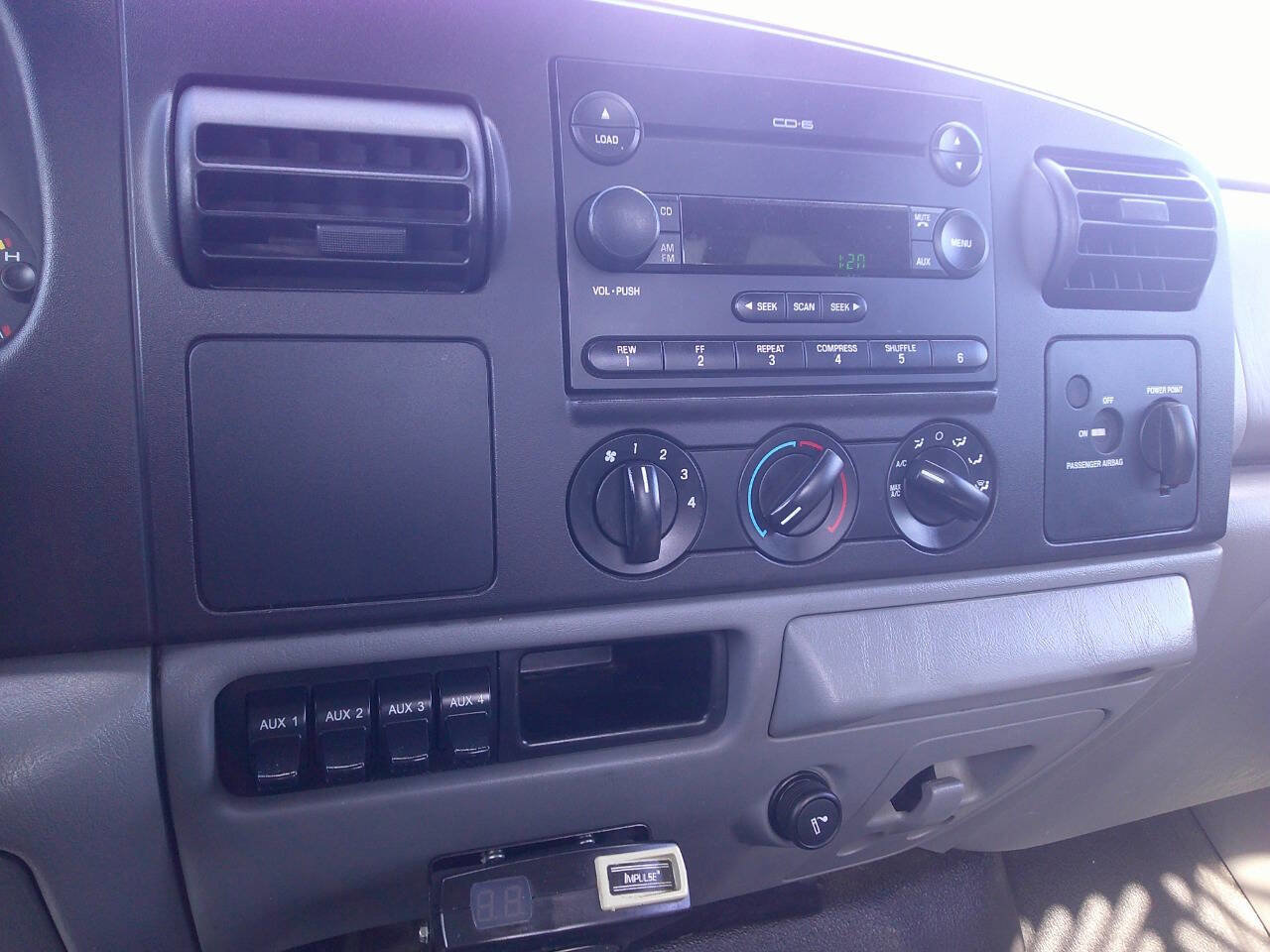 Used 2005 Ford F350 4x4 Regular Cab DRW Super Duty image 21