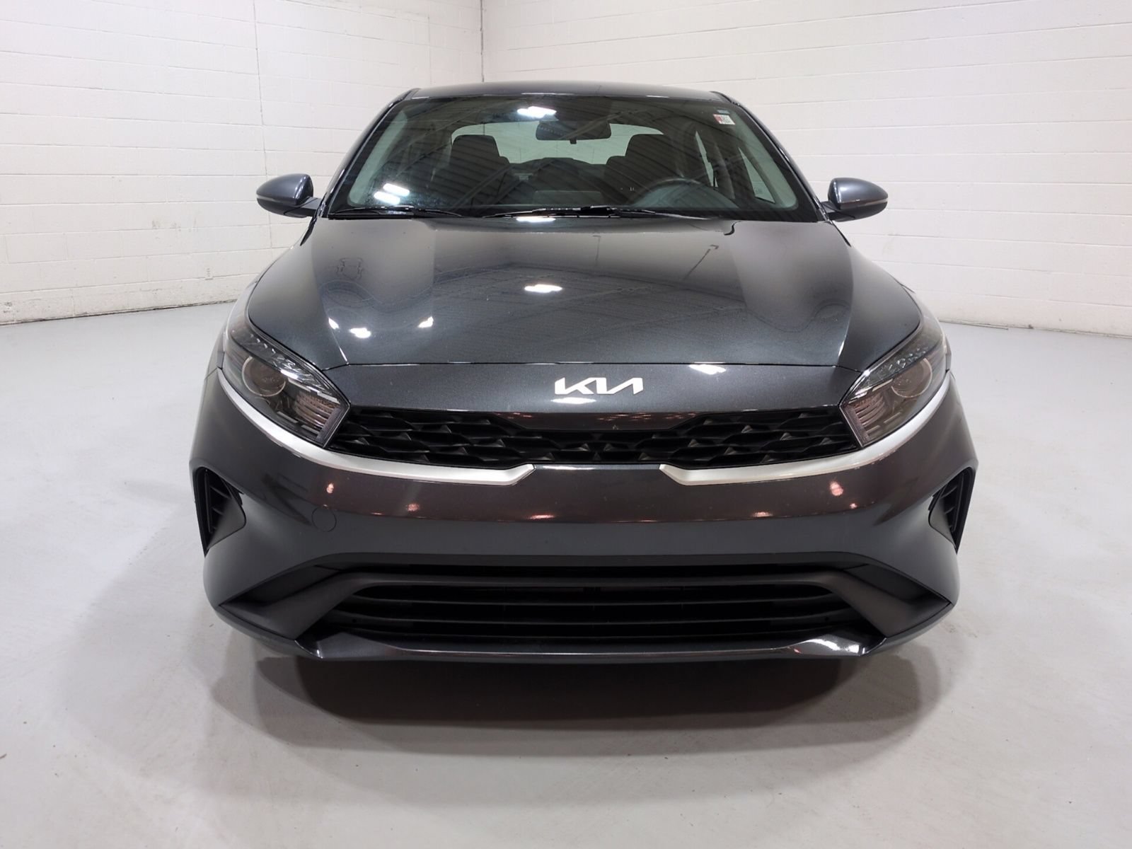 Certified 2024 Kia Forte LXS w/ LXS Technology Package FWD image 8