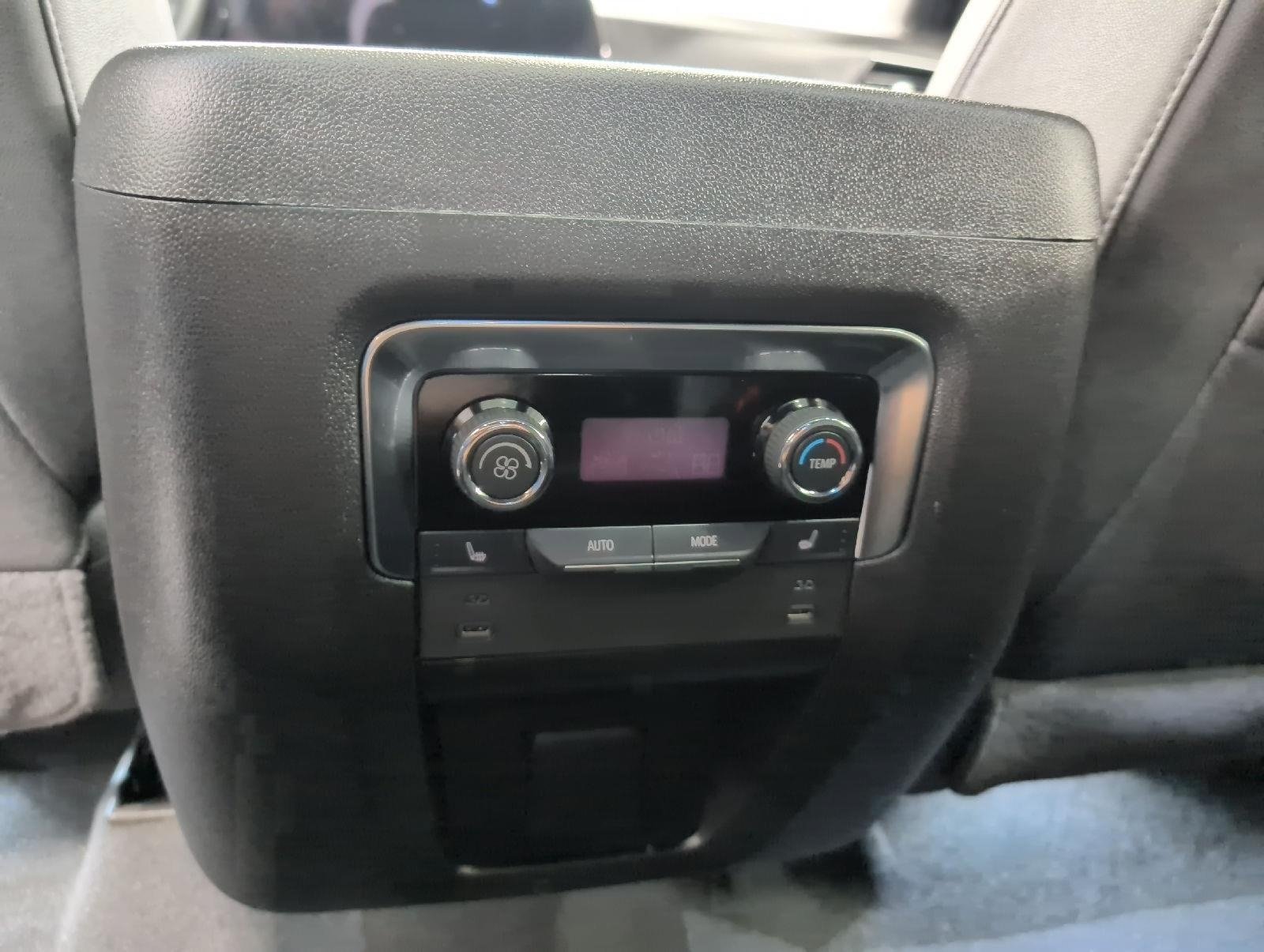 Certified 2025 Chevrolet Tahoe High Country AWD/4WD image 22