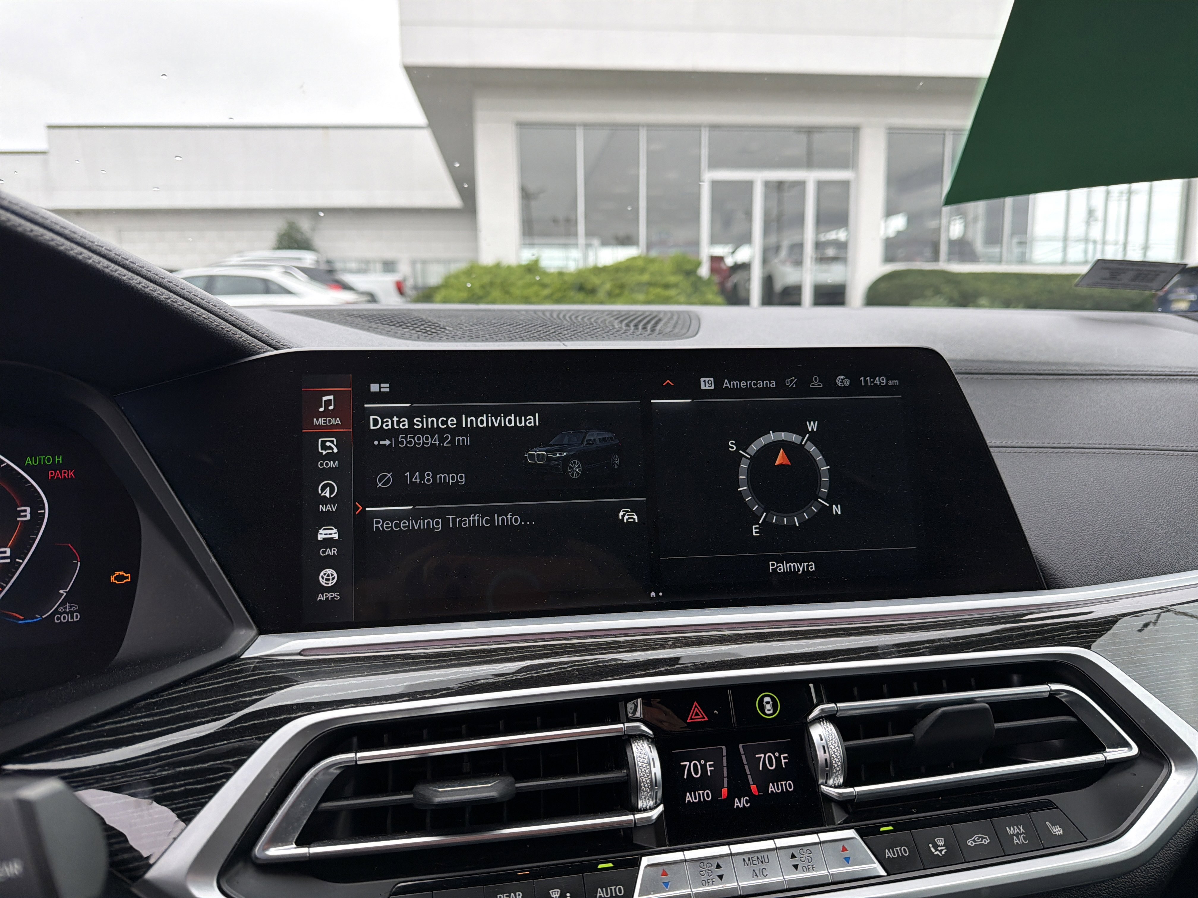 Used 2022 BMW X7 M50i w/ Cold Weather Package image 14