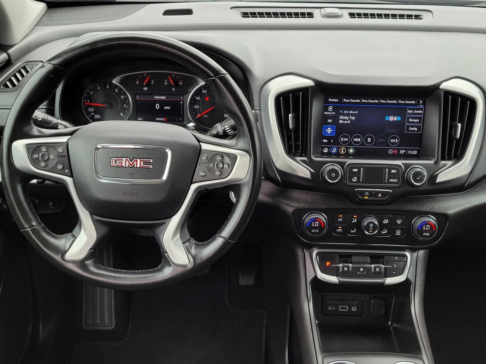 Used 2024 GMC Terrain SLT image 18